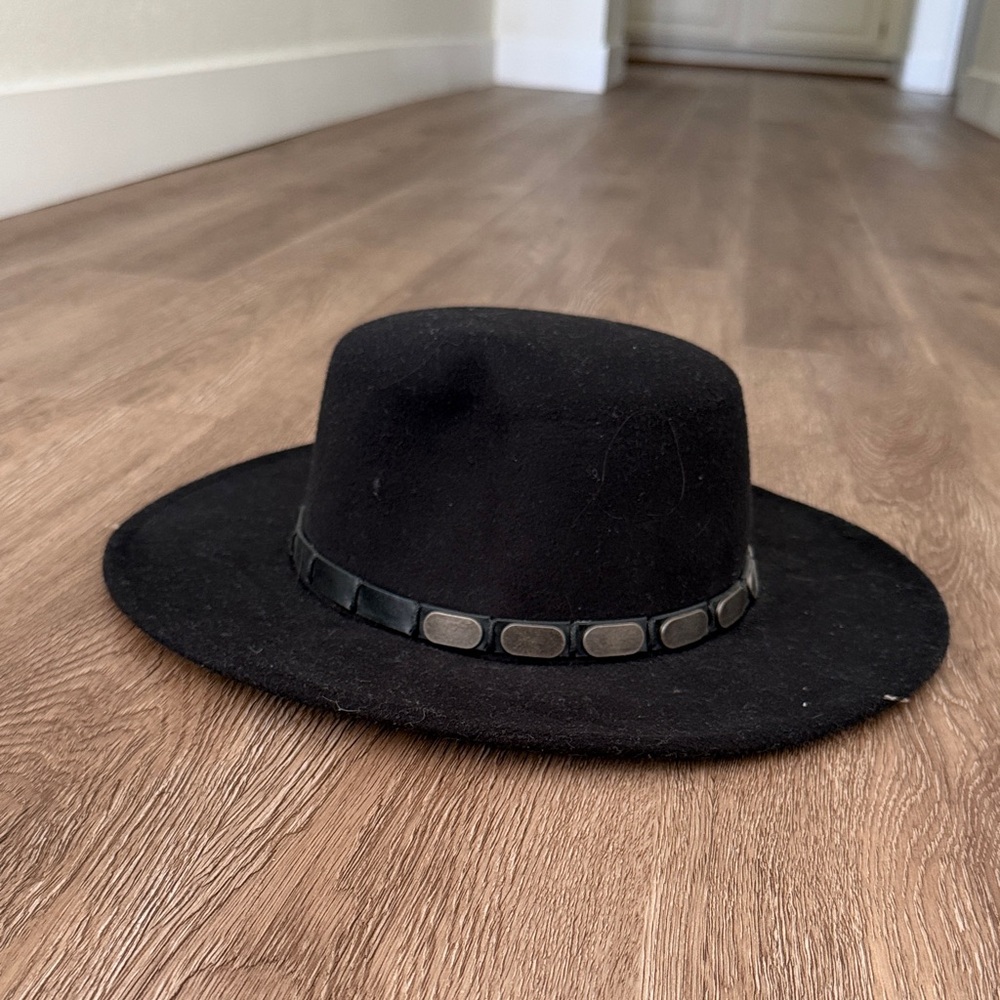 Black Wide-Brim Felt Hat with Studded Band